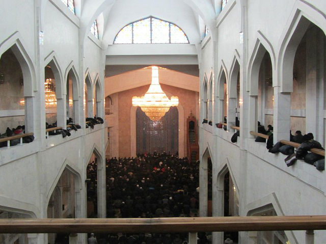 The Central Mosque of Almaty - Relaxed mosque!