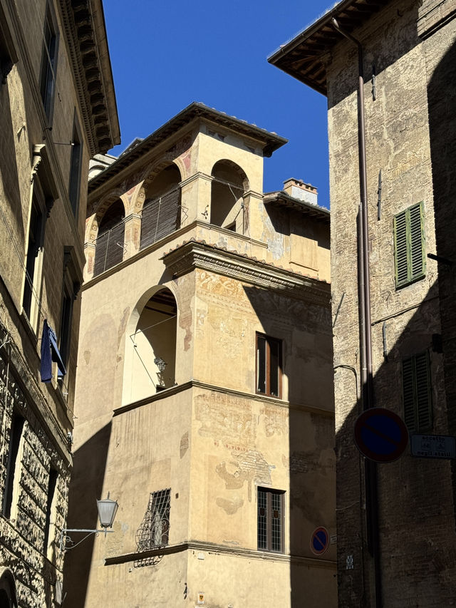 시에나, 중세의 시간이 살아 숨 쉬는 도시