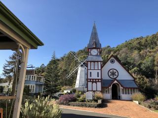 Новая Зеландия, туристический парк Founders Heritage Park