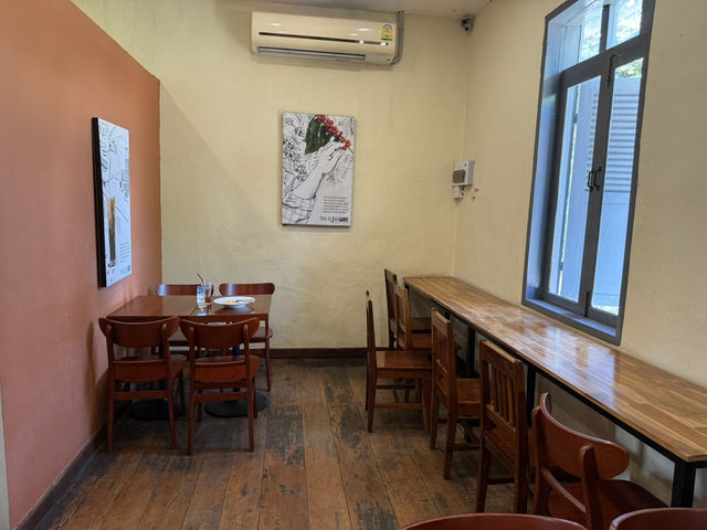 Joma Bakery Café Joma Bakery Café