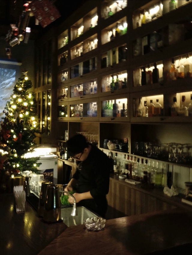 The Virgin Pub – A Hidden Gem Tucked Behind Quán Thánh The Virgin Pub – A Hidden Gem Tucked Behind Quán Thánh