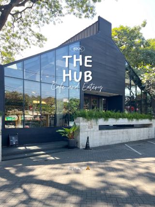 A cozy cafe in the Rama 9 area.