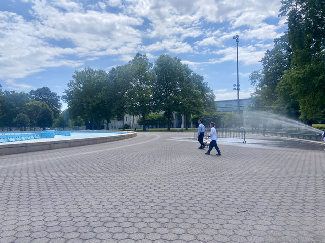 親目世界上最大的地球儀✨🌍紐約法拉盛草原可樂娜公園的靜謐之美✨ 