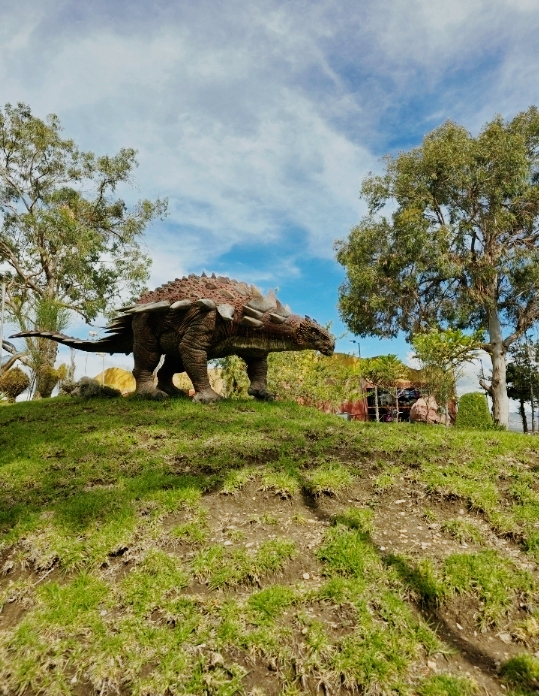 Parque Cretácico - Dinosaur Footprints Above Sucre 🦖🌄