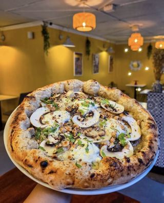 The 5 Best Pizzerias in Santiago - Where to Eat Authentic Pizza Napoletana: Our Gastronomic Guide