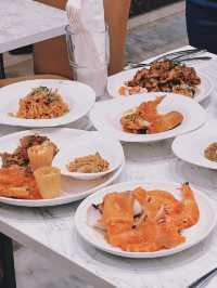 Halal Buffet In a Historic Site Singapore 