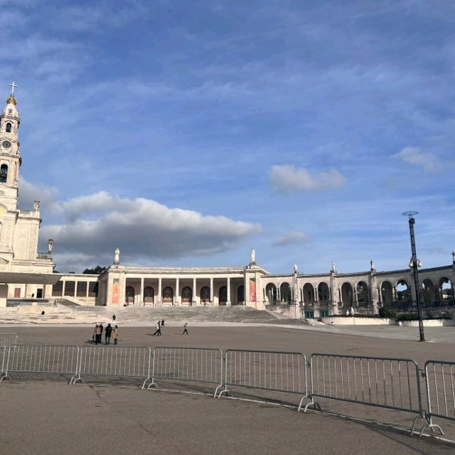 Visit the Sanctuary of Our Lady of Fátima