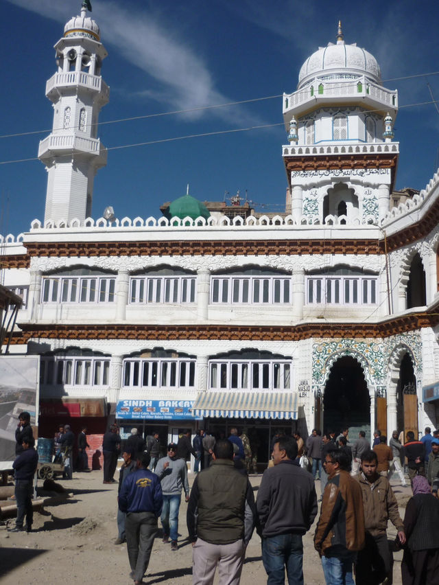Beautiful Leh City Center: The Heart of Ladakh