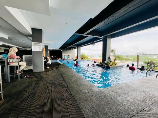 “The Waterfront Hotel Kuching: Where Heritage Meets Contemporary Luxury”