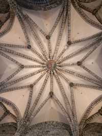 Els Secrets de la Catedral: From Gothic Grace to the Holy Grail