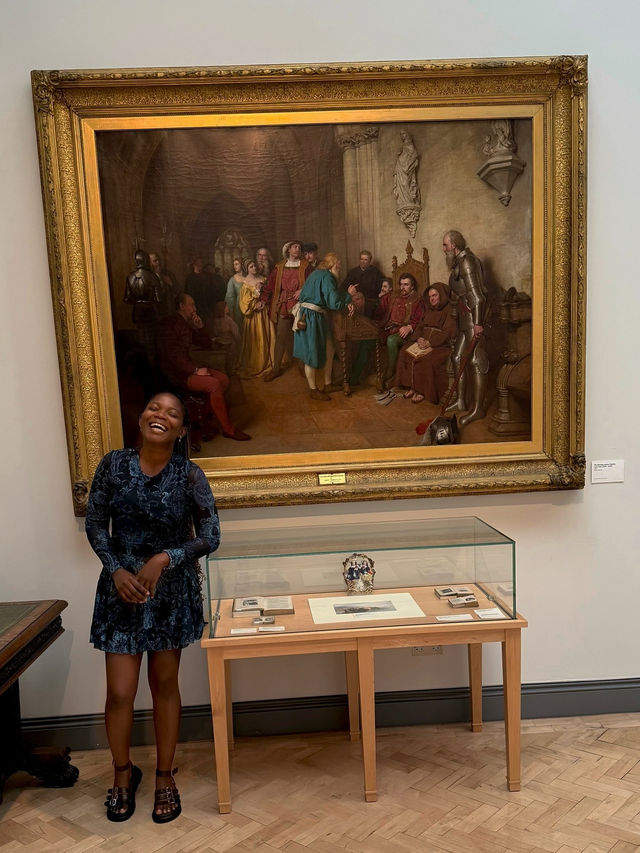 Wolverhampton Art Gallery . 