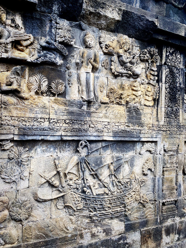 History Among Stupas🏯