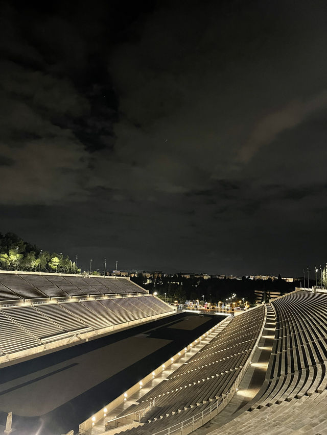 🏛️ Athens History – From Ancient Glory to Modern Life 🌿✨