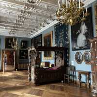 湖に浮かぶような宮殿、フレデリクスボー城