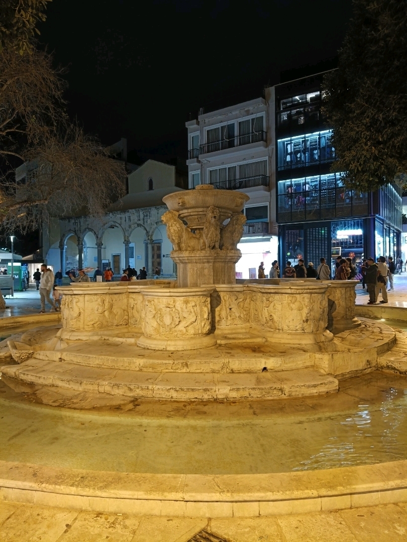 A 1-Day Trip to Heraklion, Crete.