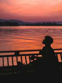 Hangzhou is a real-life water color painting