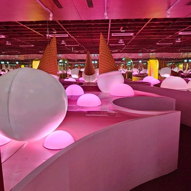 Ice Cream Museum Singapore 🍨