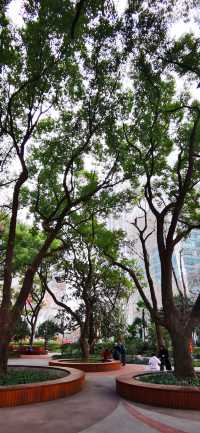 襄陽公園：魔都市中心四度更名的老公園