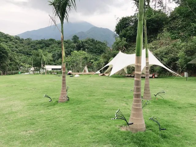 A tranquil spot amidst the bustling Shenzhen, only ten minutes from the city center: Very Wild Camping