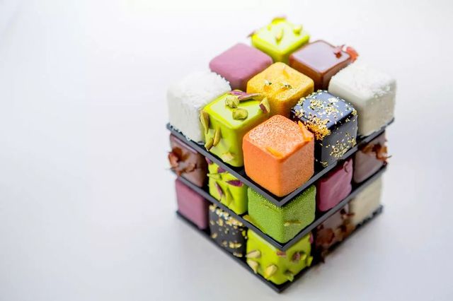 法國巴黎茉黎斯酒店 Le Meurice Paris                 超現實主義。
