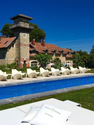 🌟 Biarritz Bliss: Boutique Luxury Unveiled 🏖️