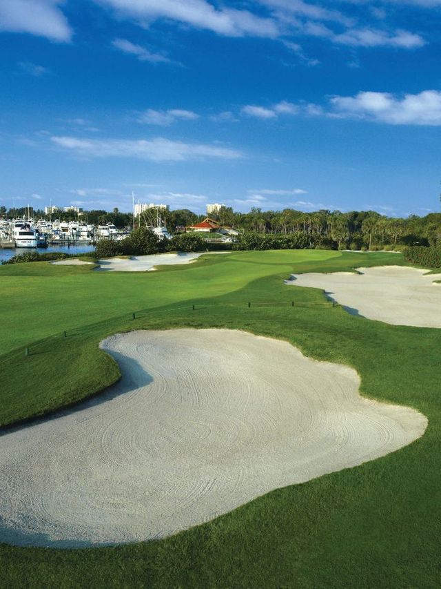 🌴✨ Longboat Key's Luxe Escape: Top Hotel Picks! ✨🌴