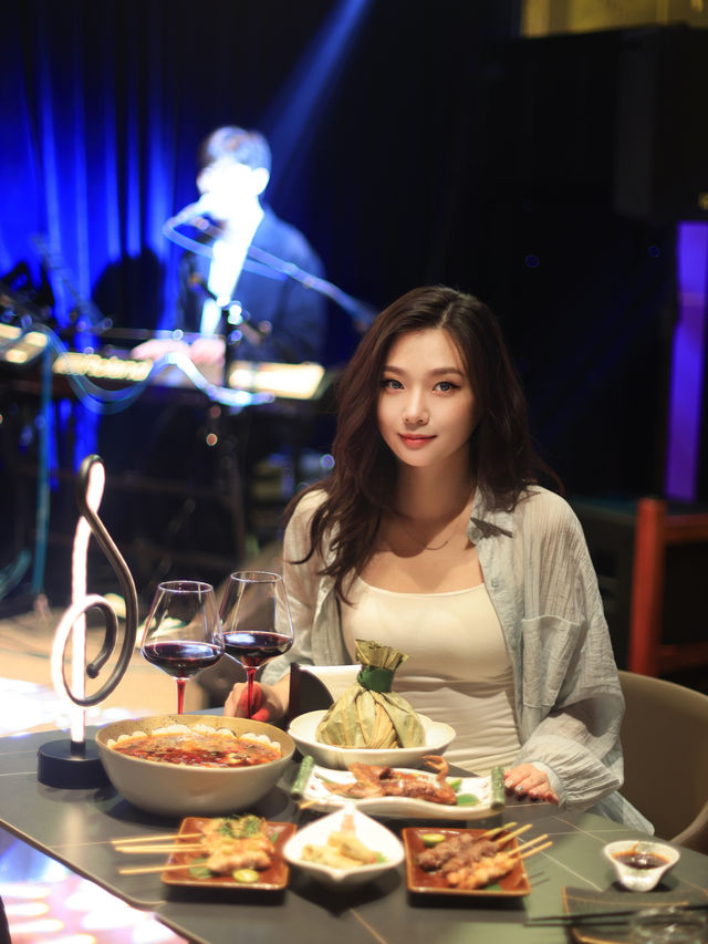 衡山路夜未眠美食與音樂的雙重盛宴！。