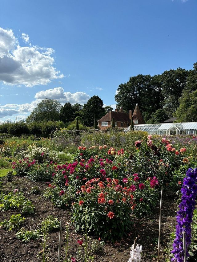 秘境花園之旅 —Godinton House & Gardens。