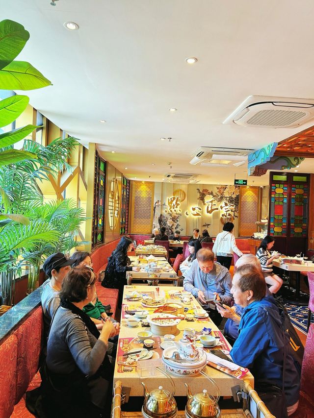 點都德（海上世界店）。