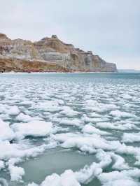 新疆阿勒泰烏倫古湖｜在銀白色冬天趕一場雪海日落