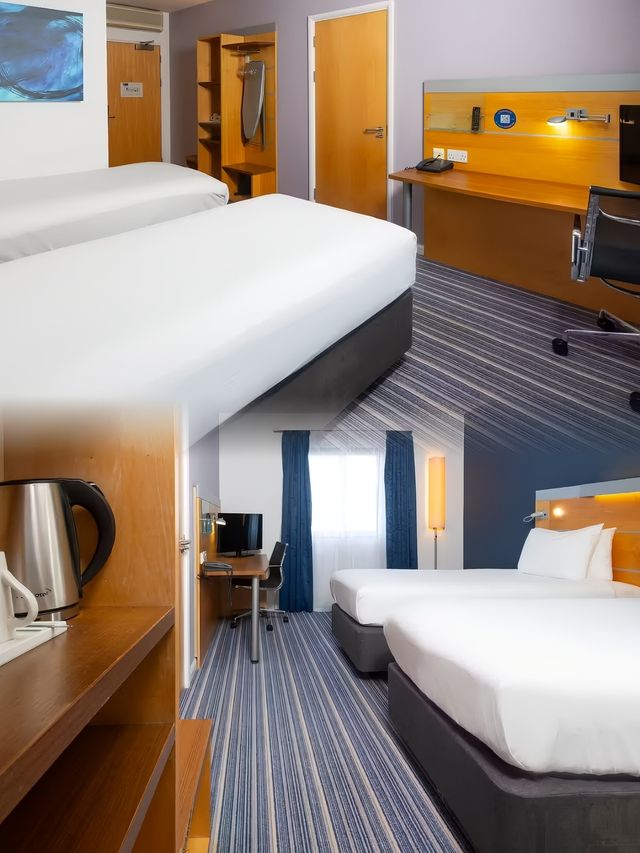 Holiday Inn Express斯蒂文尼奇：盡享便捷與舒適
