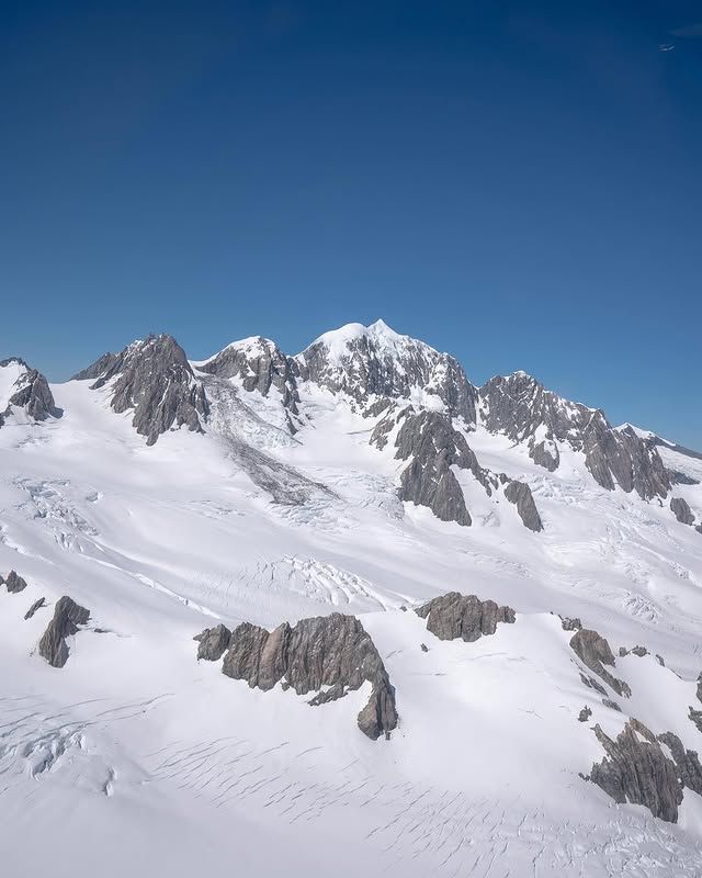 新西蘭法蘭茲約瑟夫冰川：冰雪奇景與探險之旅