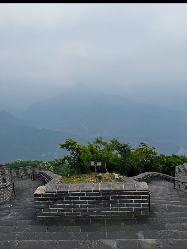 Great Wall hiking trails 