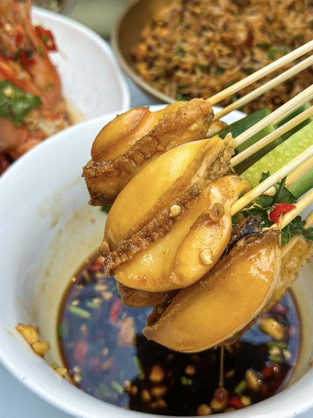 徐東呢間燒烤大排檔，盲點都好好食  就喺徐東，每次嚟都坐滿人，佢哋嘅菜式屬於盲點都唔會中伏嗰種，重