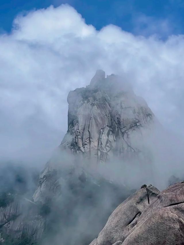 打工仔週末充電！23℃天柱山輕鬆行山，天然冷氣靠山風！