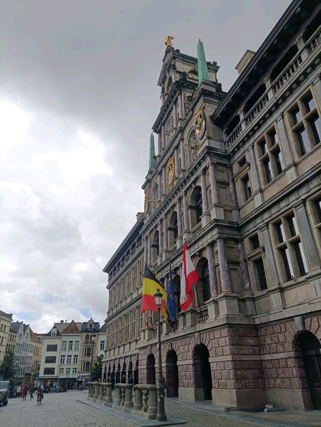 Discover Antwerp – Where History Meets Modern