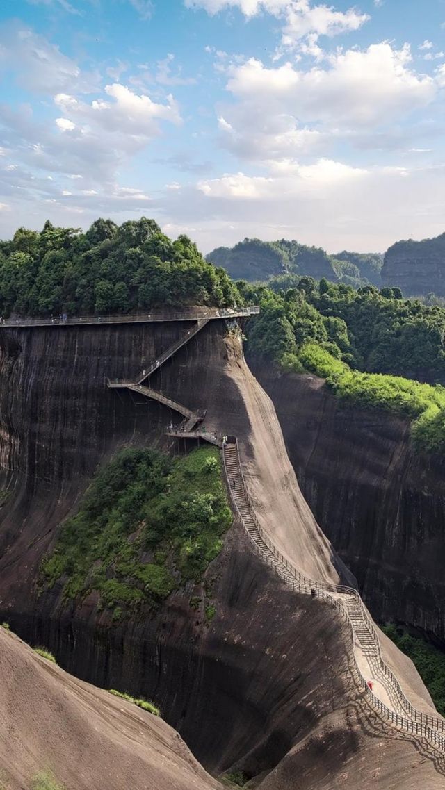 湖南郴州保姆級3天2夜攻略！莽山霧漫小東江，人均600