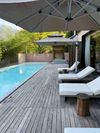 竹林秘境裡的侘寂溫泉美學