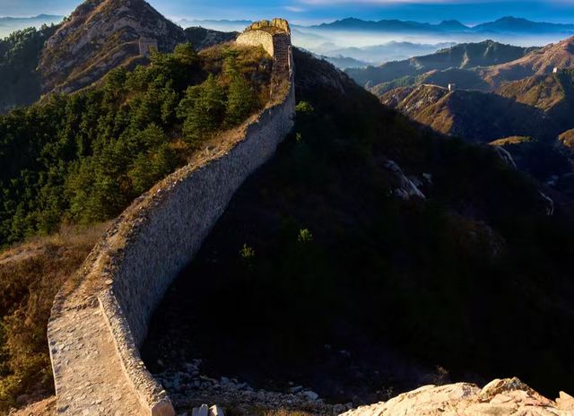探秘150公里原生態烏龍溝長城，徒步穿越明萬曆年間「野」長城