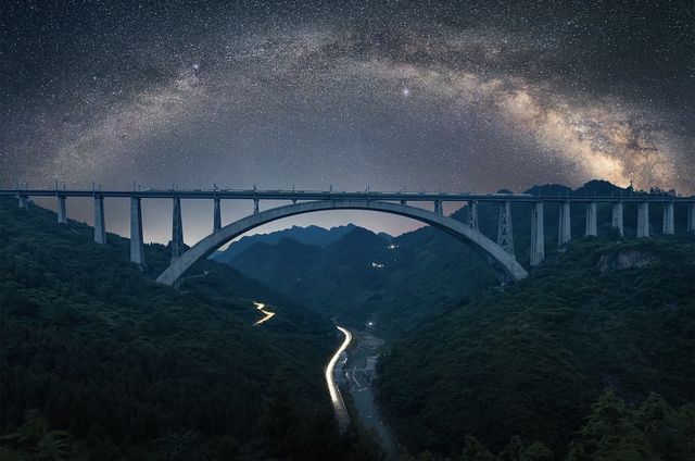 「貴州橋樑會魔法！穿越天際不是夢」