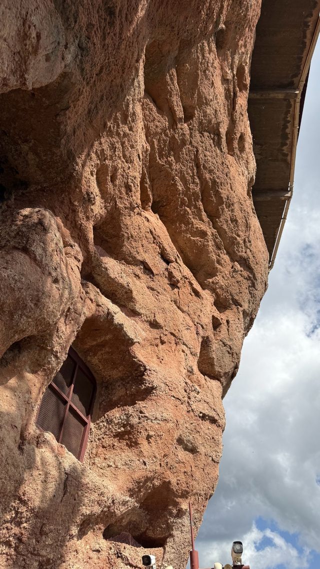 丹霞秘境尋古蹟 丹霞秘境尋古蹟