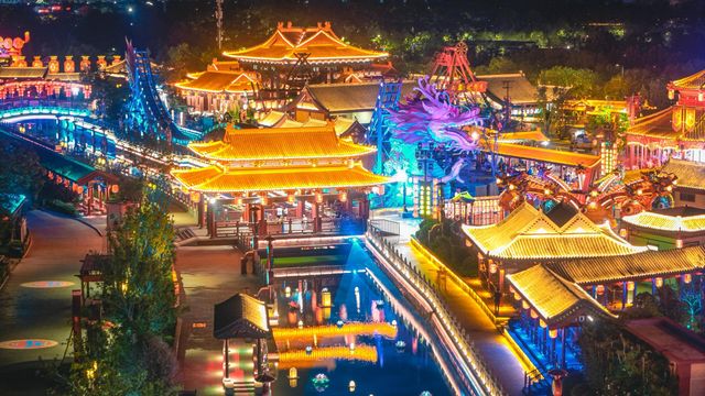 穿越千年的東京夢華錄清明上河園夜景美到炸裂！