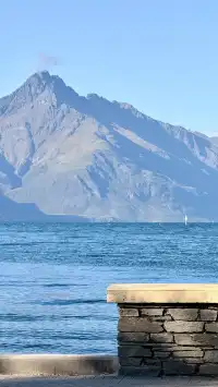 來新西蘭皇后鎮，一定要留個早晨給湖邊！