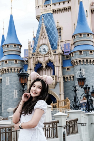 Enjoy a full day of fun in Orlando's Magic Kingdom!