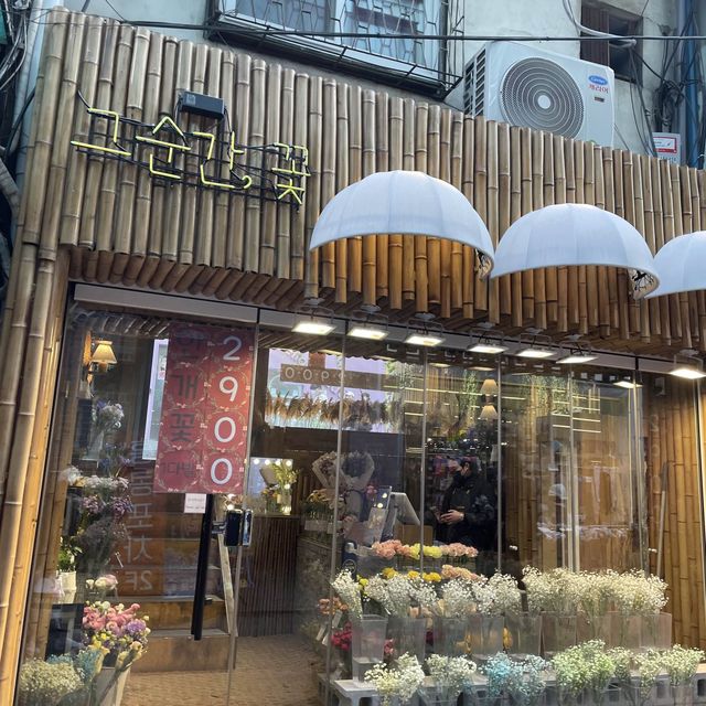 Hongdae Streetย่านสุดฮิปของวัยรุ่นเกาหลี