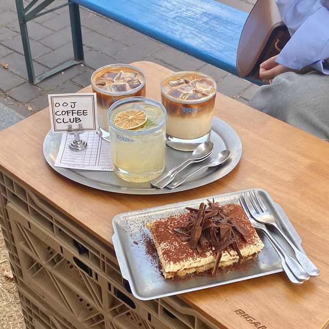 심플하지만 독특한 카페☕️공공재 커피클럽🤎