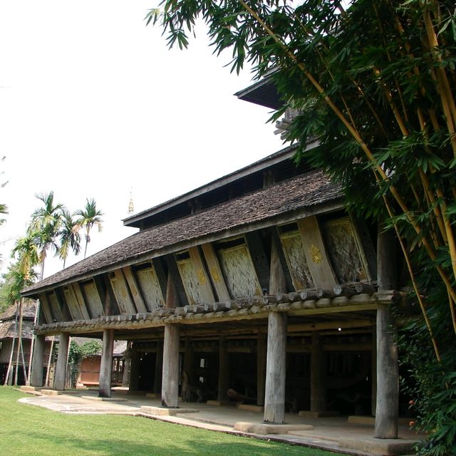 ชมศิลปะวัฒนธรรมล้านนา