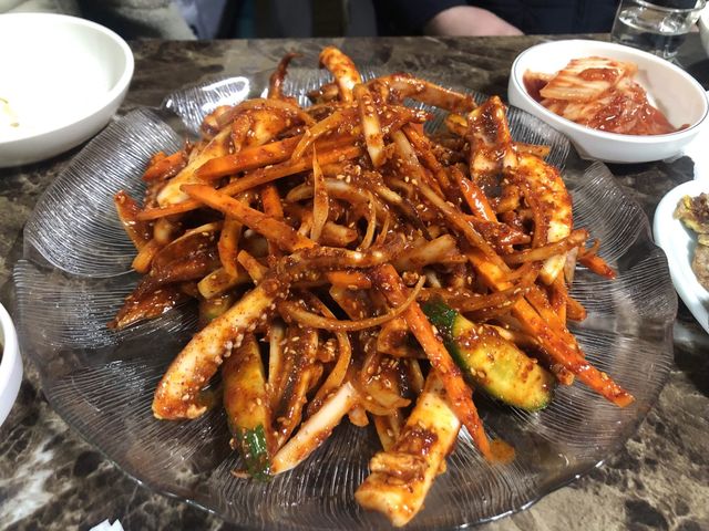 꼭 가볼 만한 성수 ‘뚝도시장‘ 이모카세 ‘시골집!