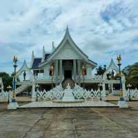 วัดพระพุทธบาท ยโสธร