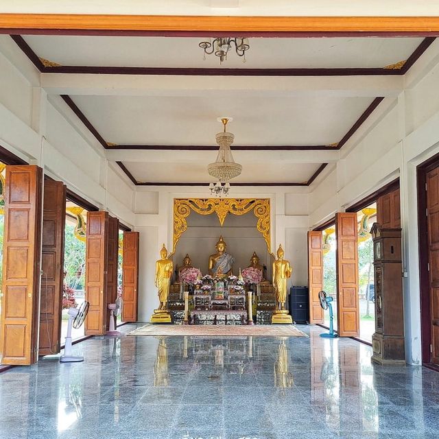 วัดพระบรมธาตุสวี จ.ชุมพร
